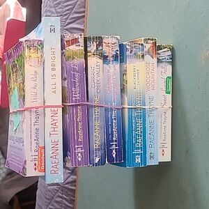 RAEANNE THAYNE HOPE'S CROSSING SERIES COLLECTION BOOKS 1-8